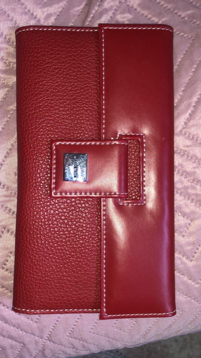 Pochette vrai cuire