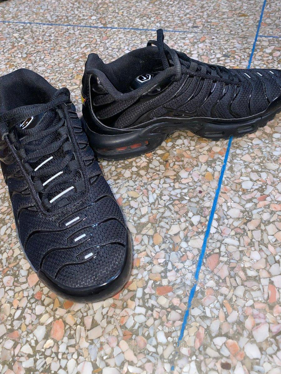 Tn nike numéro 39/40 très bon qualité