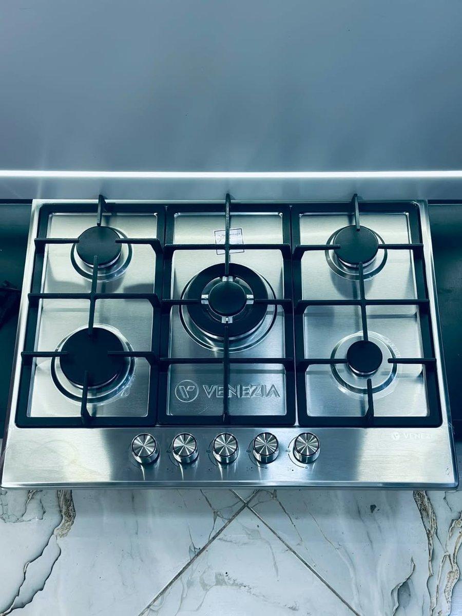Plaque encastrée VENZIA 70cm
Inox certifie
5 feux
Afond
Allumage électrique
Garantie 1ans, 2/9