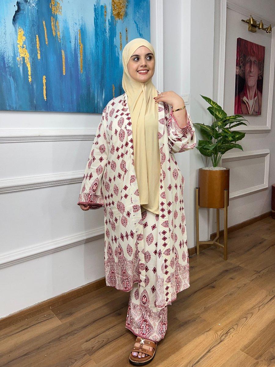Ensemble kimono long imprimé ivoire et bordeaux avec pantalon assorti, 2/3