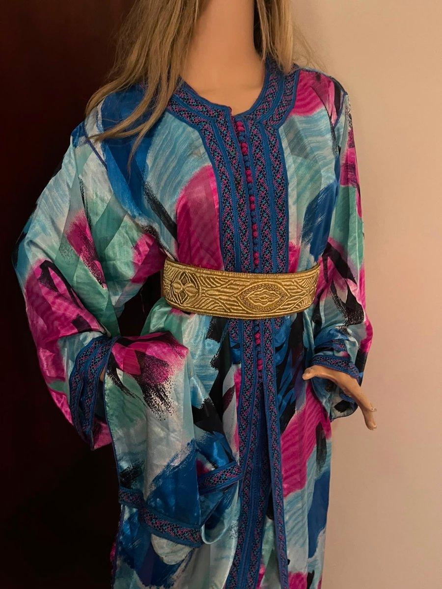 Tkachita marocaine traditionnelle colorée