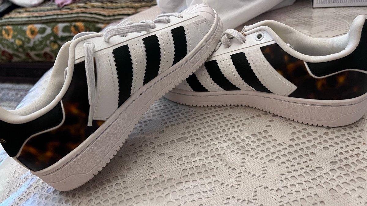 Superstar OT Tech Shoes, 2/3