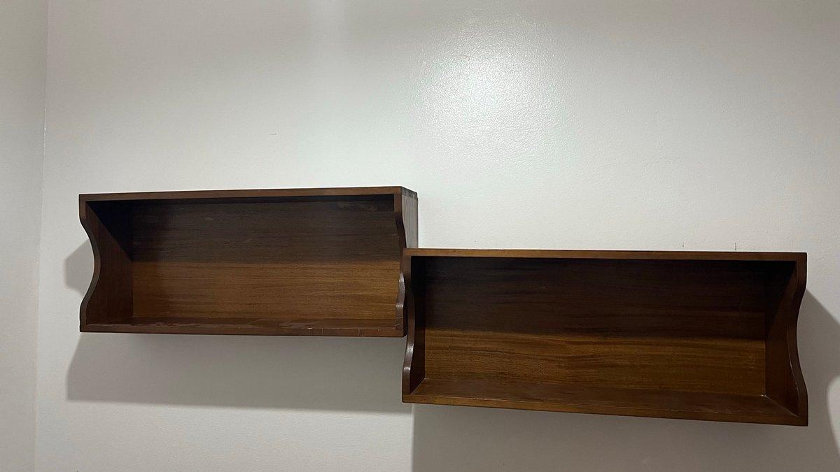 Étagère murale en bois