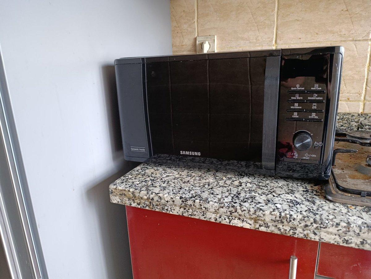 📢 Micro-ondes Samsung MG23K3515AK – 23L