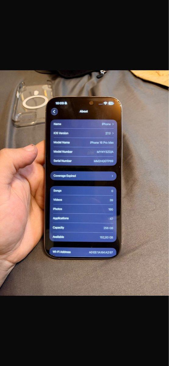 iPhone 16 Pro Max (version EU), 2/5