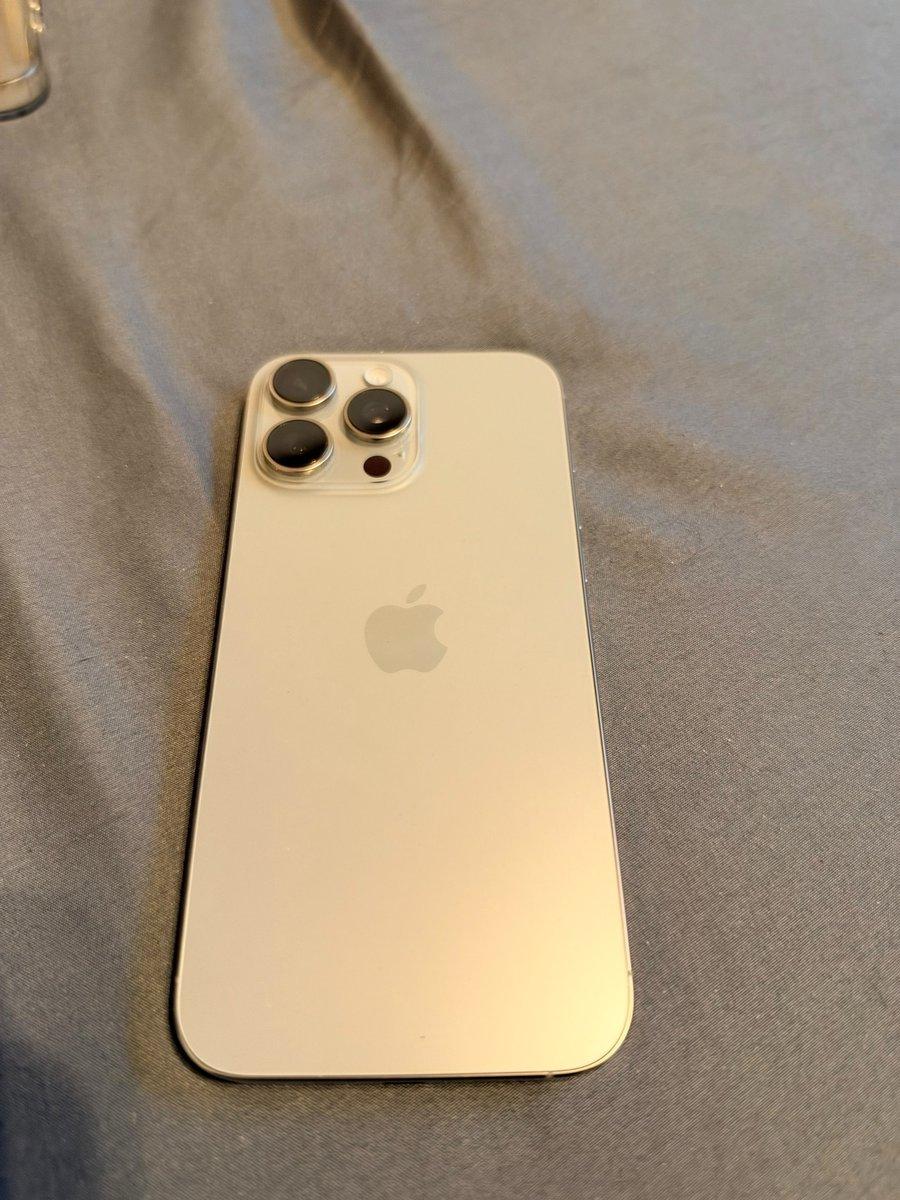 iPhone 16 Pro Max (version EU)