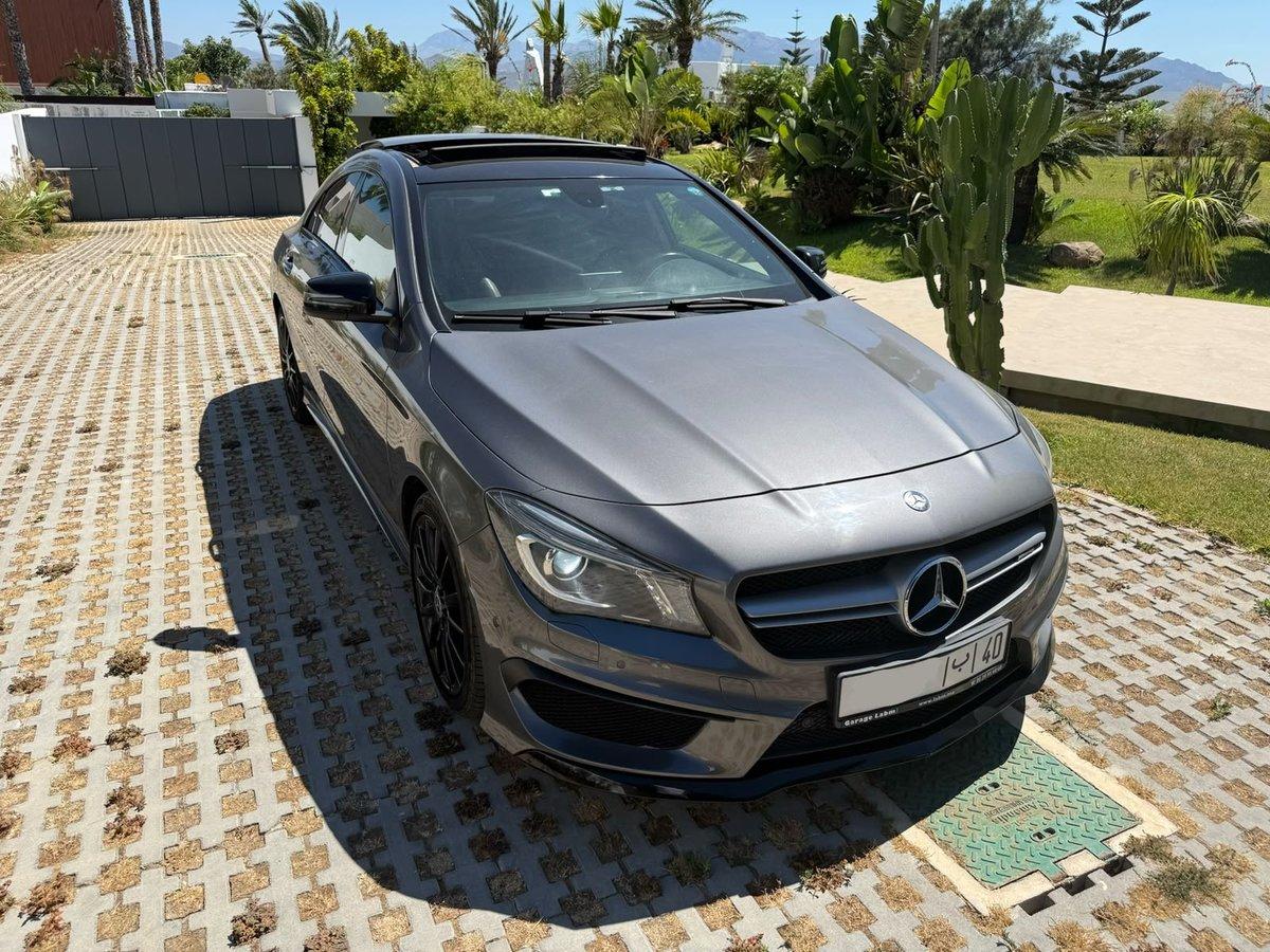 Mercedes-Benz CLA Coupé, pack AMG Line, gris anthracite, 2/10