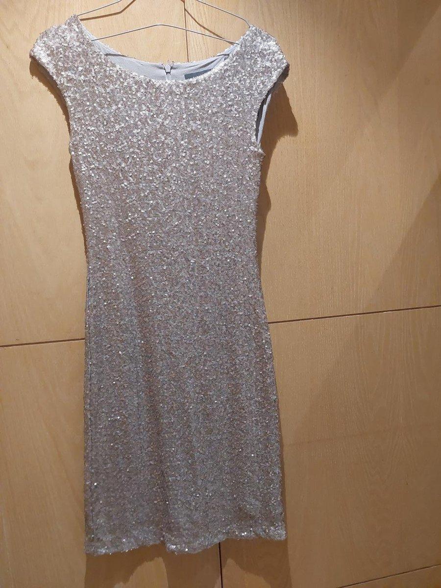 Robe argentée à sequins, 2/5