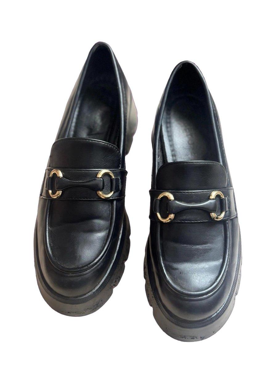 Taille 37 صباط لبستوا جوج مرات باقي جديد, 2/2