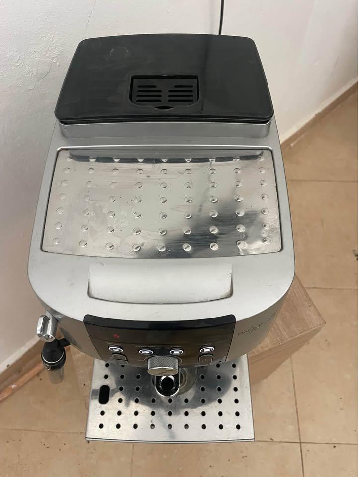 Machine café (Magnifica S Smart ), 2/2